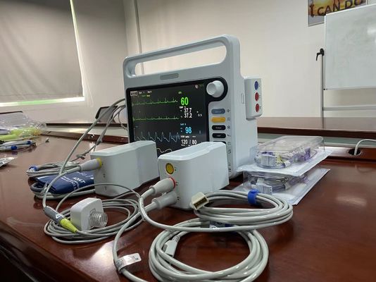 8 언어 휴대용 환자 모니터 15 인치 TFT LCD 스크린 ICU 심장 모니터