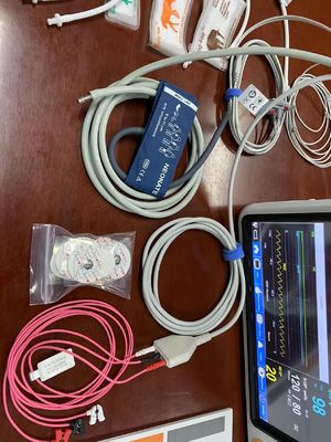 12.1 인치 모듈형 신생아 환자 모니터 3 리드 ECG NIBP SPO2 표준