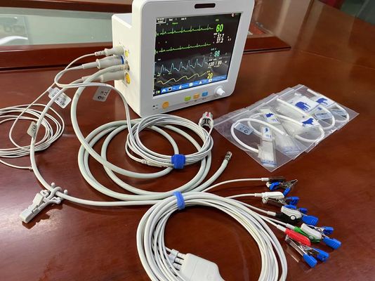 ECG SPO2 NIBP 임시 측정과 TFT LCD 스크린 가지고 다닐 수 있는 수의학 환자 모니터